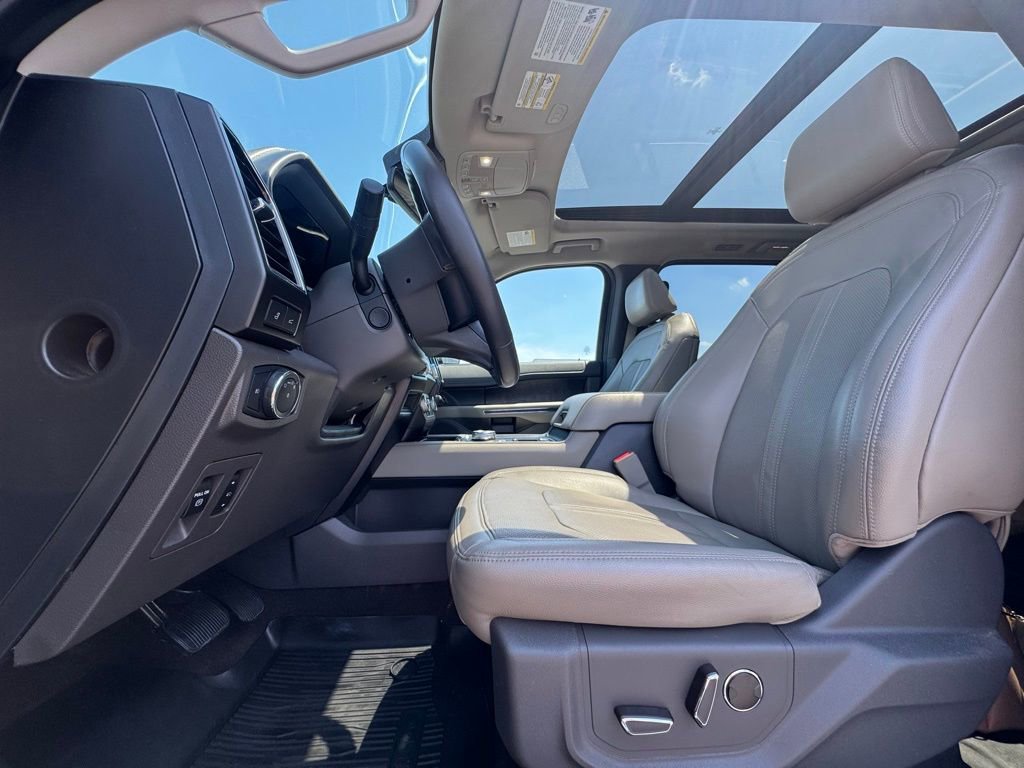 Used 2021 Ford Expedition Max Limited RWD image 19