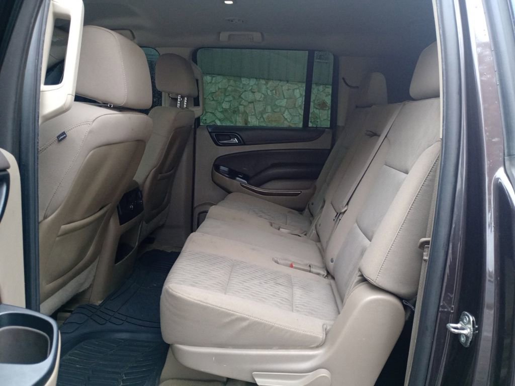 Used 2015 Chevrolet Suburban LS image 11