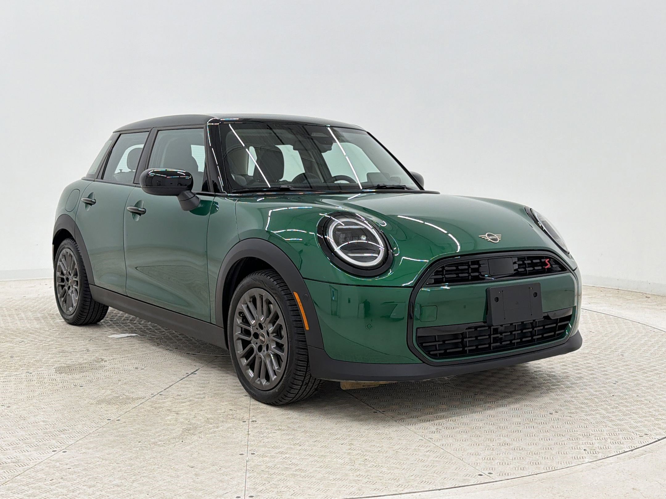 Certified 2025 MINI Cooper S FWD image 7