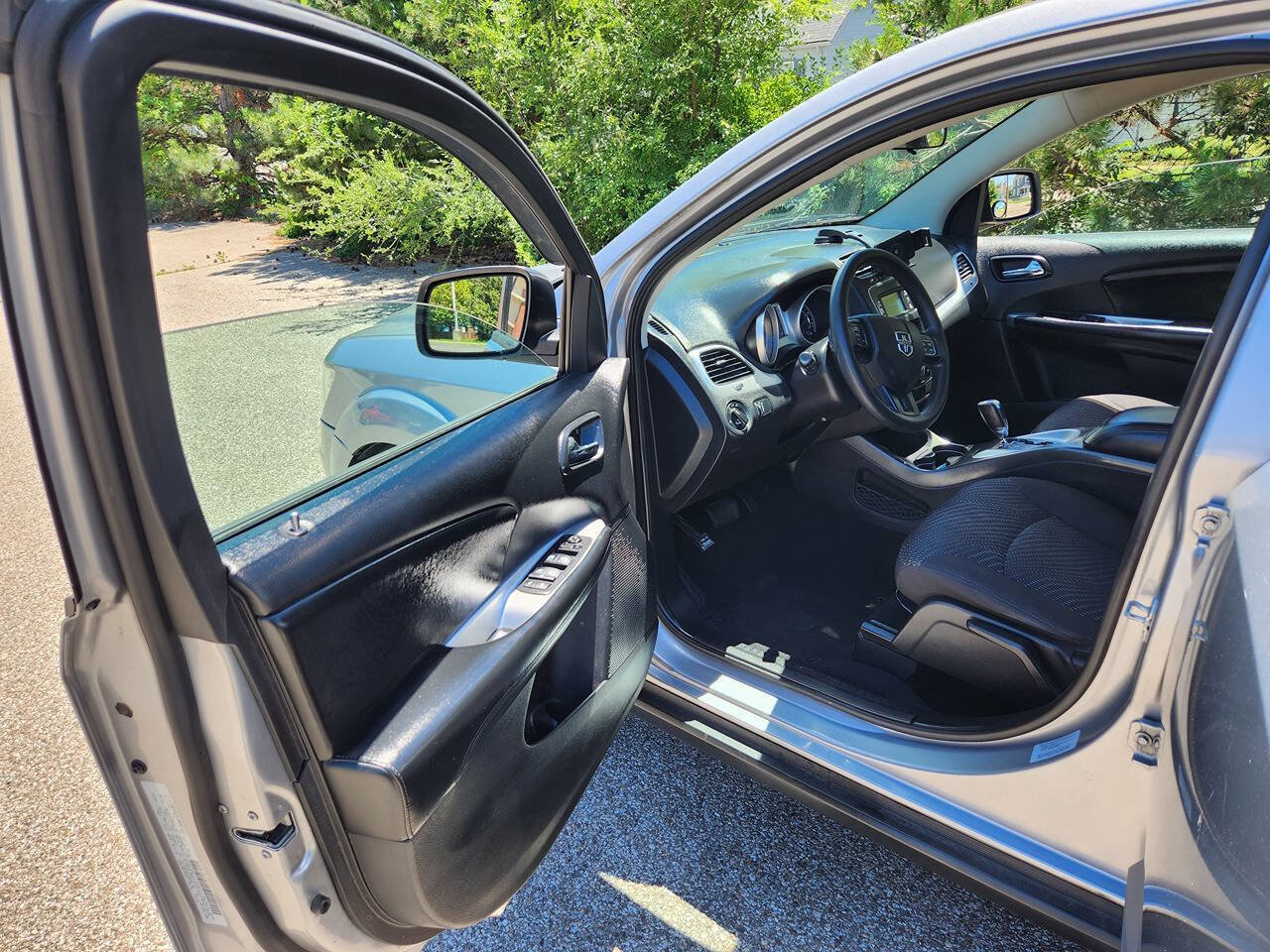 Used 2015 Dodge Journey American Value Package FWD image 21