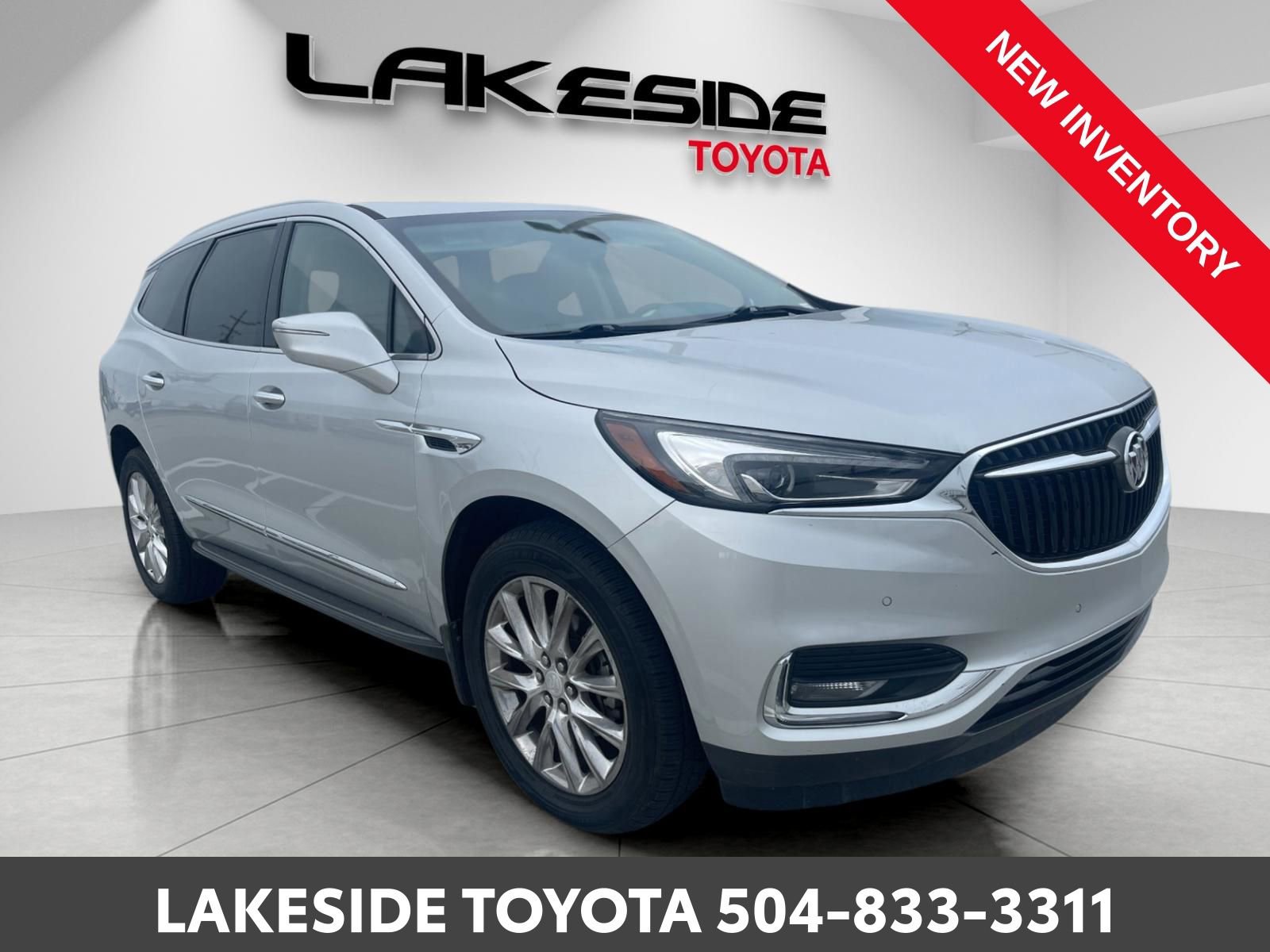 Used 2018 Buick Enclave Premium w/ Experience Buick Package image 8