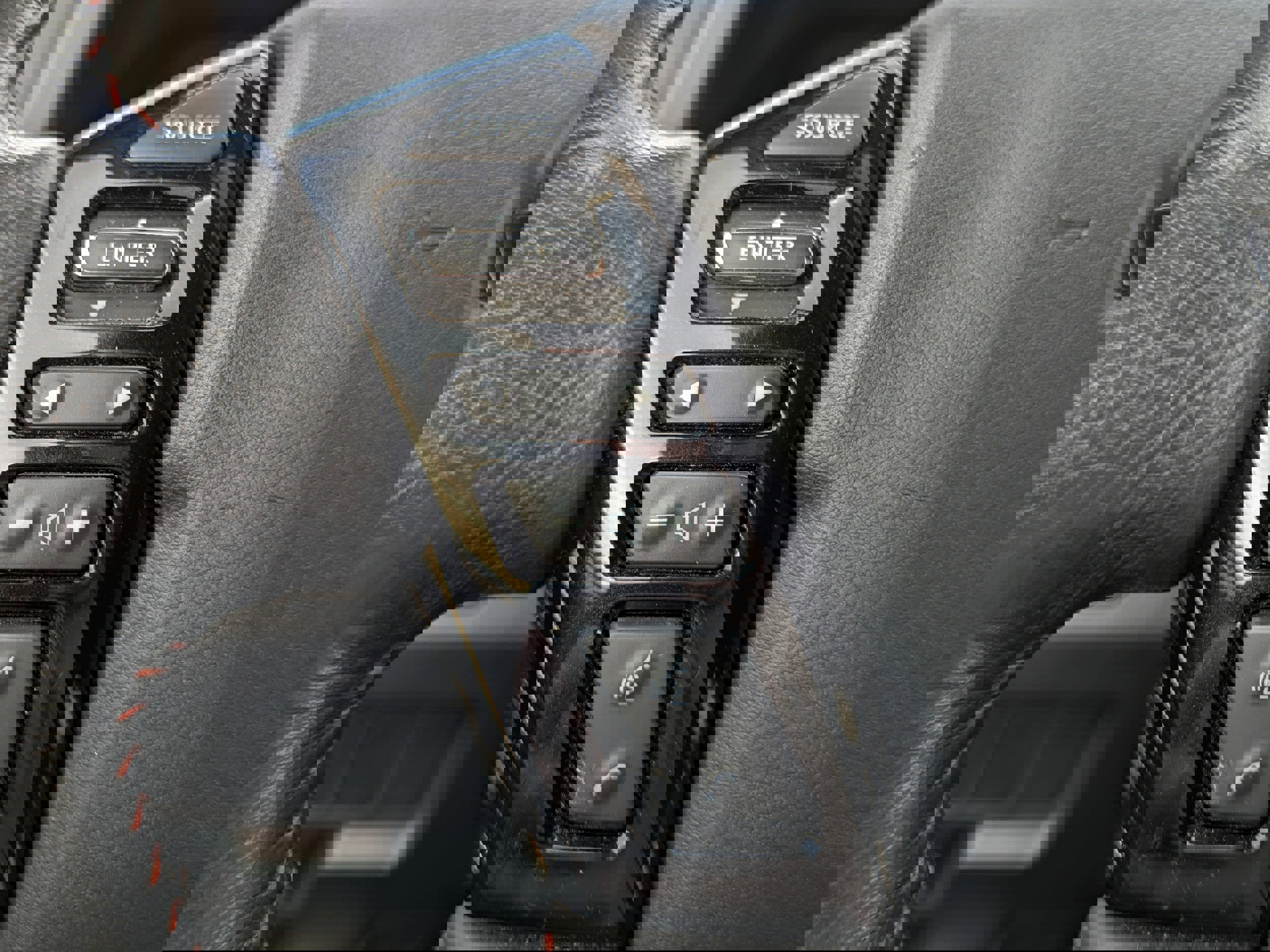 Used 2023 Nissan Frontier PRO-4X w/ Technology Package image 18