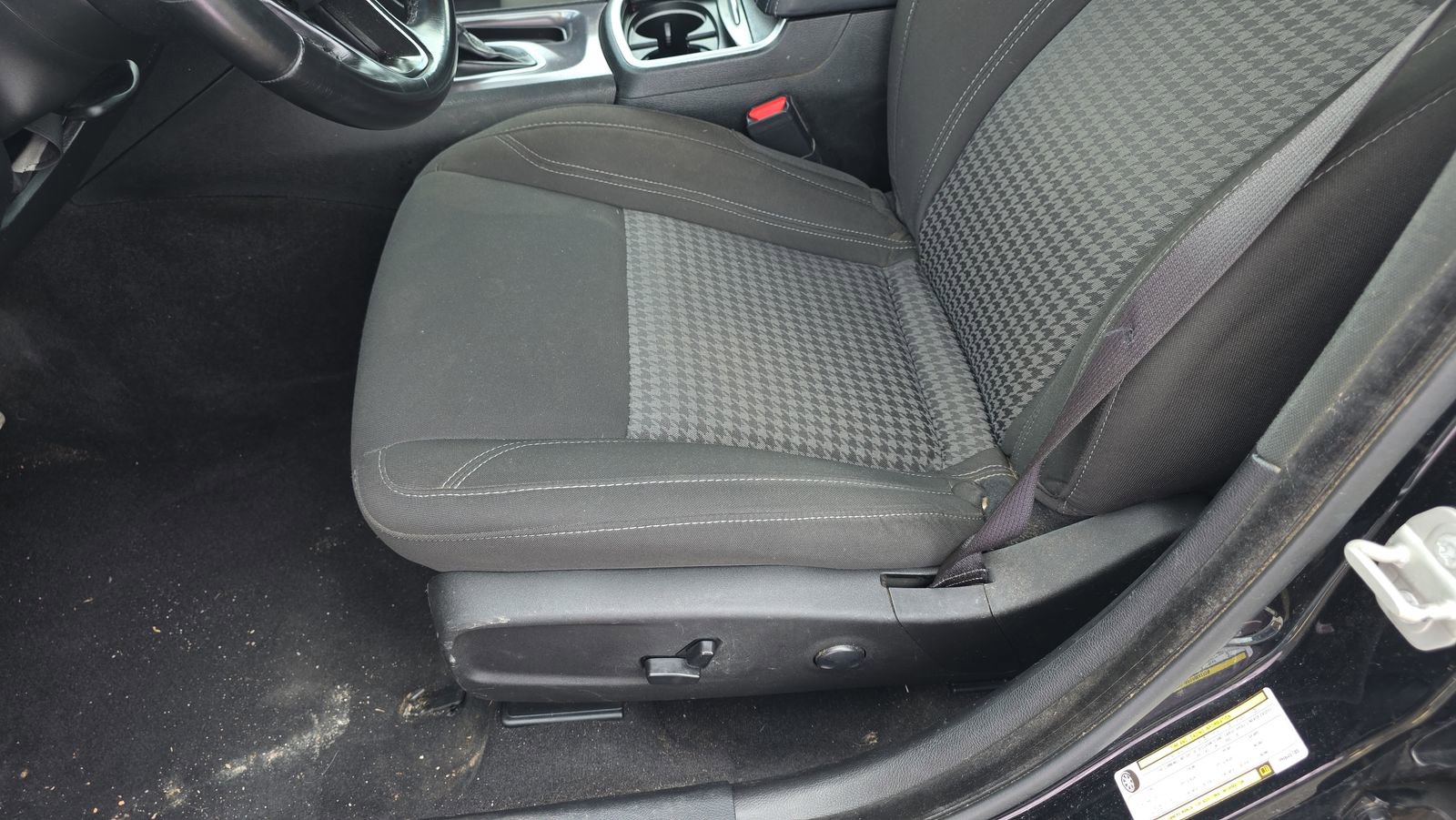 Used 2023 Dodge Charger SXT RWD image 10