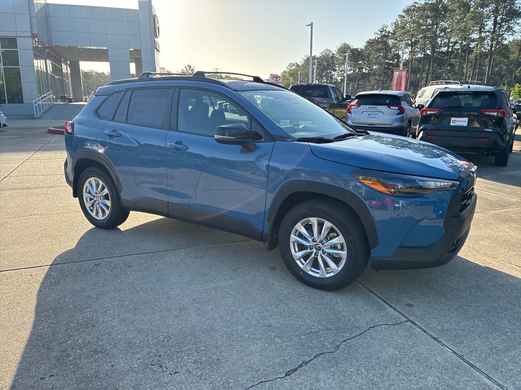 New 2026 Toyota Corolla Cross LE image 9