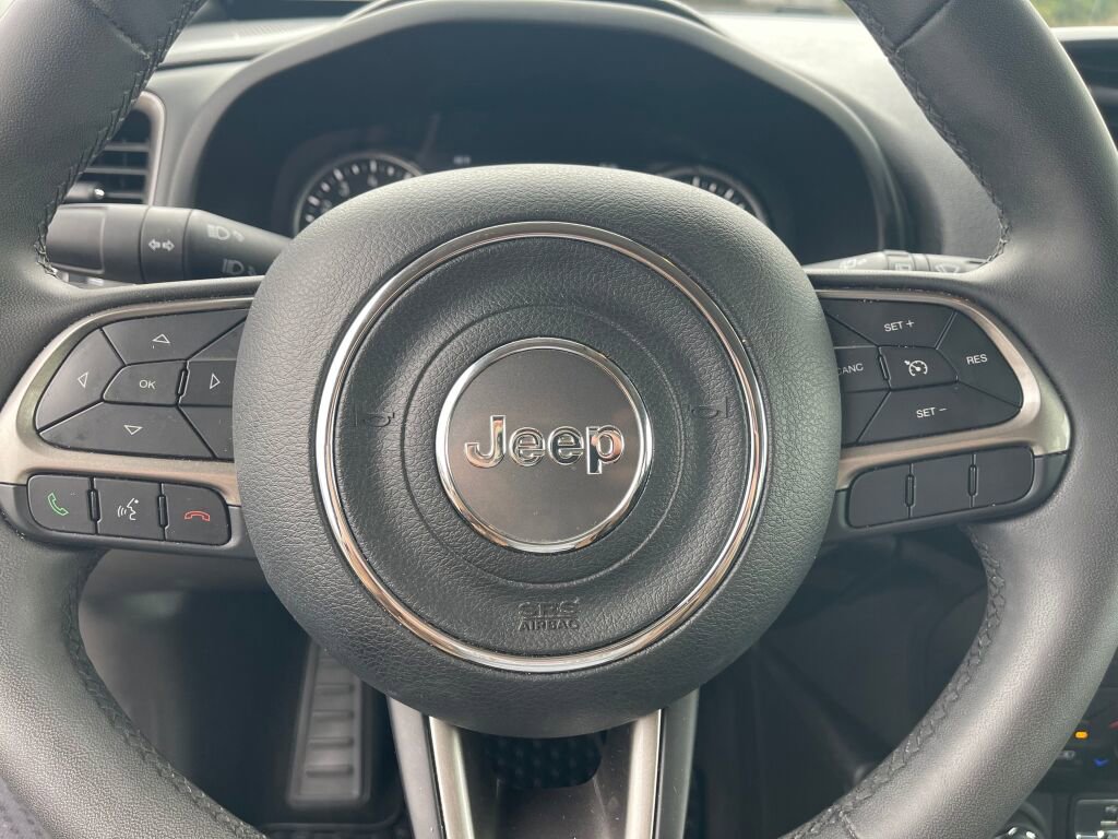 Used 2022 Jeep Renegade Latitude image 15