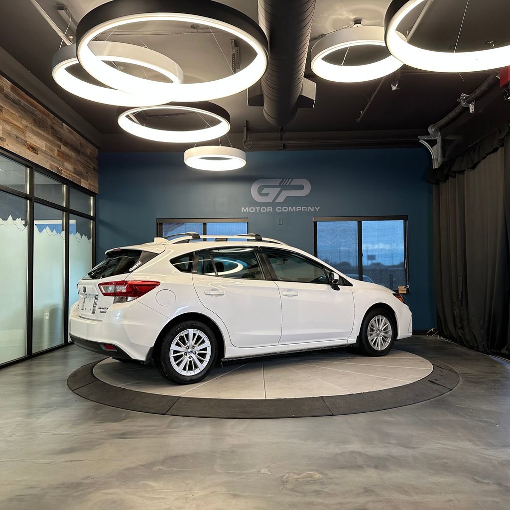 Used 2017 Subaru Impreza 2.0i Premium AWD/4WD image 3