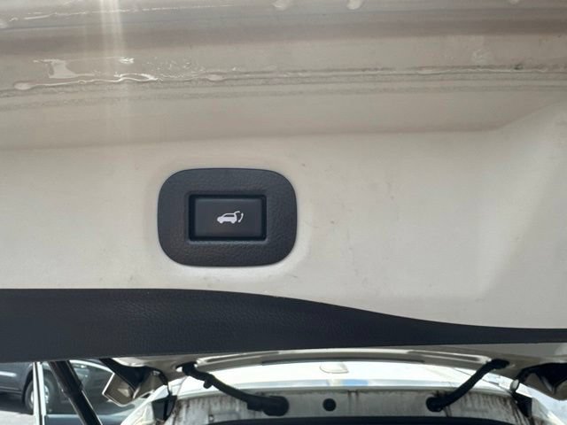 Used 2017 Nissan Rogue SL w/ SL Premium Package AWD/4WD image 21