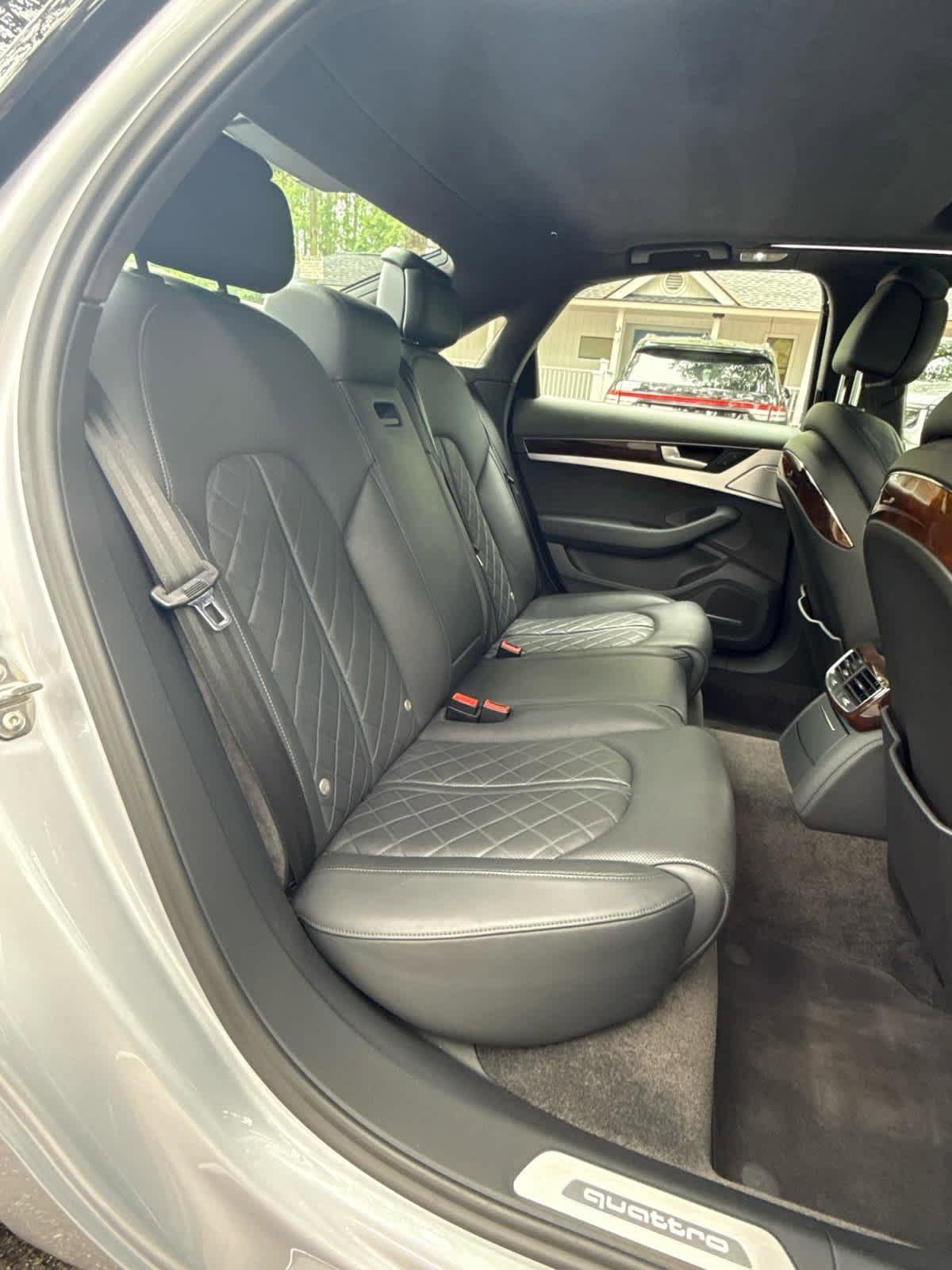 Used 2015 Audi A8 4.0T w/ Luxury Package AWD/4WD image 14