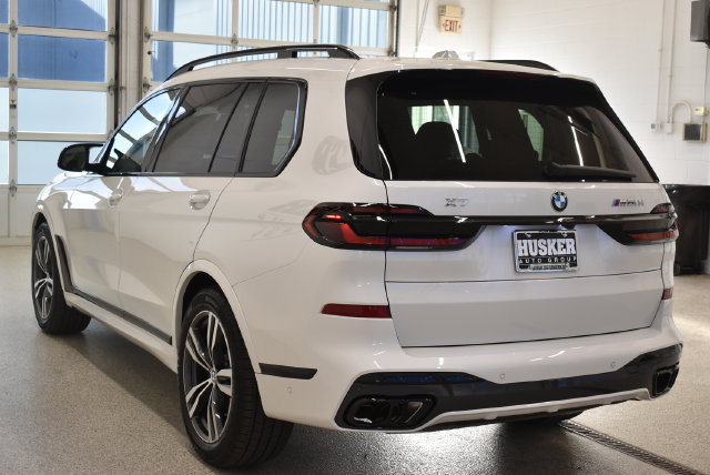 New 2027 BMW X7 M60i AWD/4WD image 10