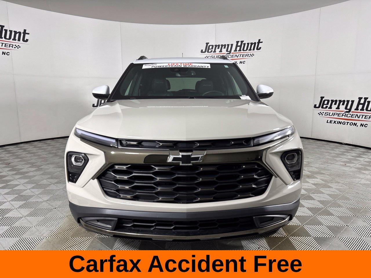Used 2026 Chevrolet TrailBlazer ACTIV w/ Convenience Package AWD/4WD image 3