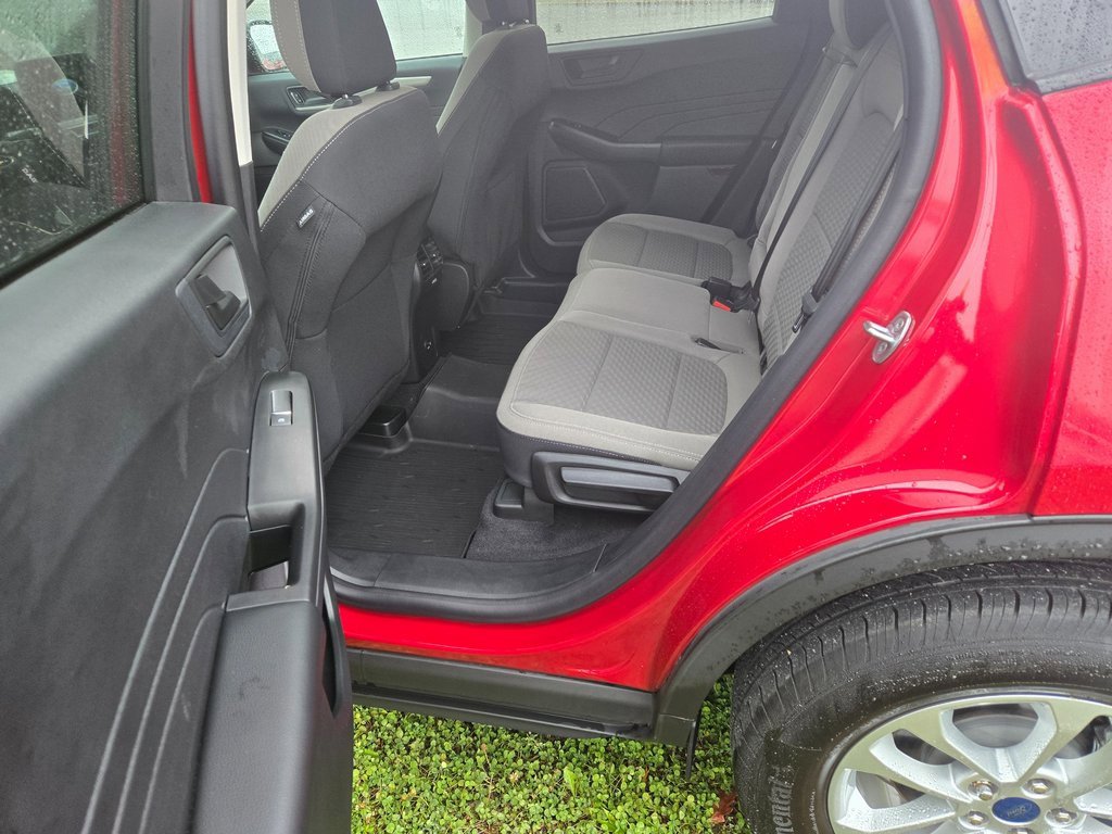 Used 2022 Ford Escape SE w/ Convenience Package image 8