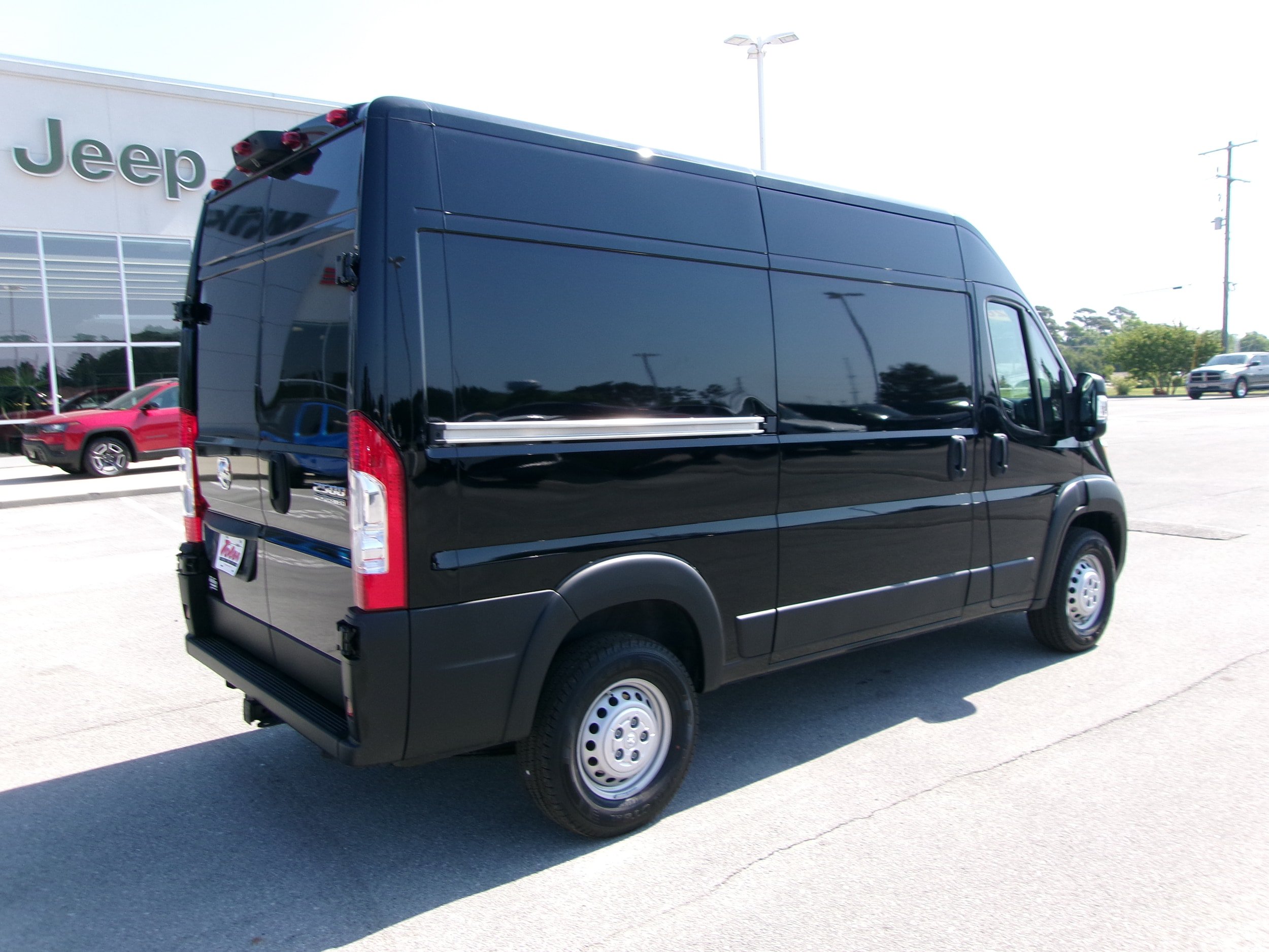 New 2026 RAM ProMaster 2500 FWD image 3