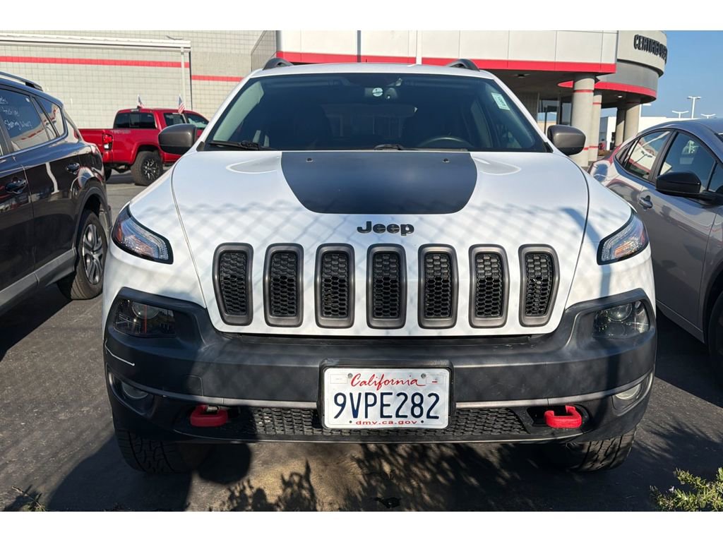 Used 2014 Jeep Cherokee Trailhawk w/ Comfort/Convenience Group AWD/4WD image 3