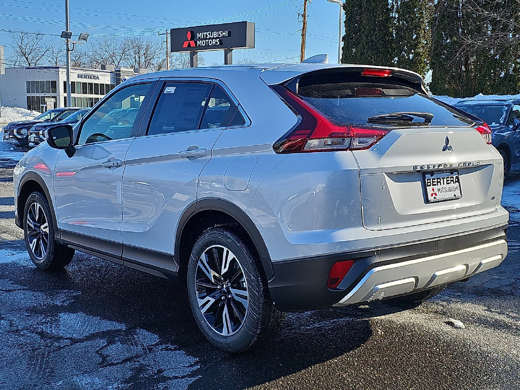 New 2026 Mitsubishi Eclipse Cross SE AWD/4WD image 3