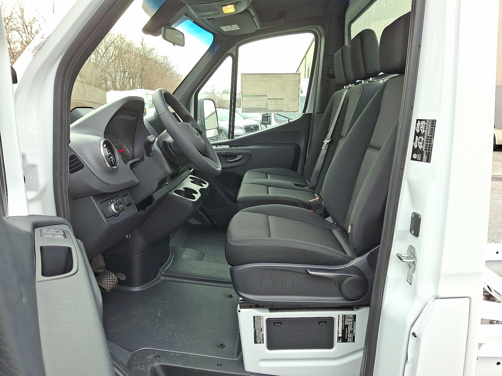 New 2025 Mercedes-Benz Sprinter 4500 image 9