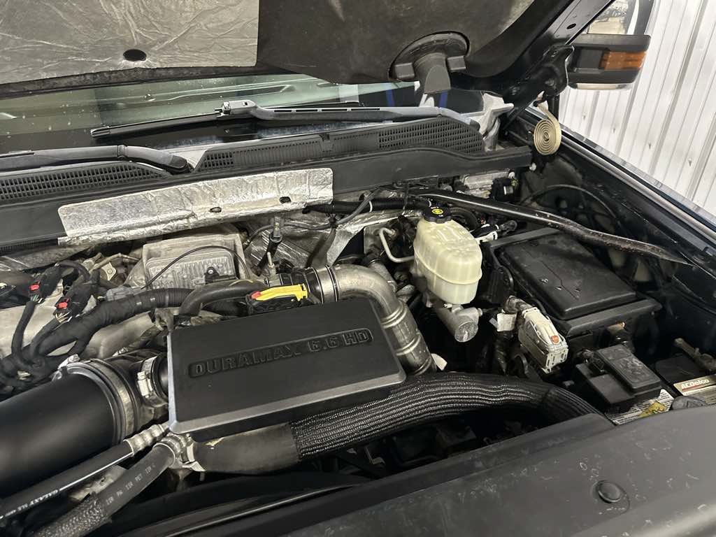Used 2018 Chevrolet Silverado 2500 LTZ w/ Duramax Plus Package AWD/4WD image 23