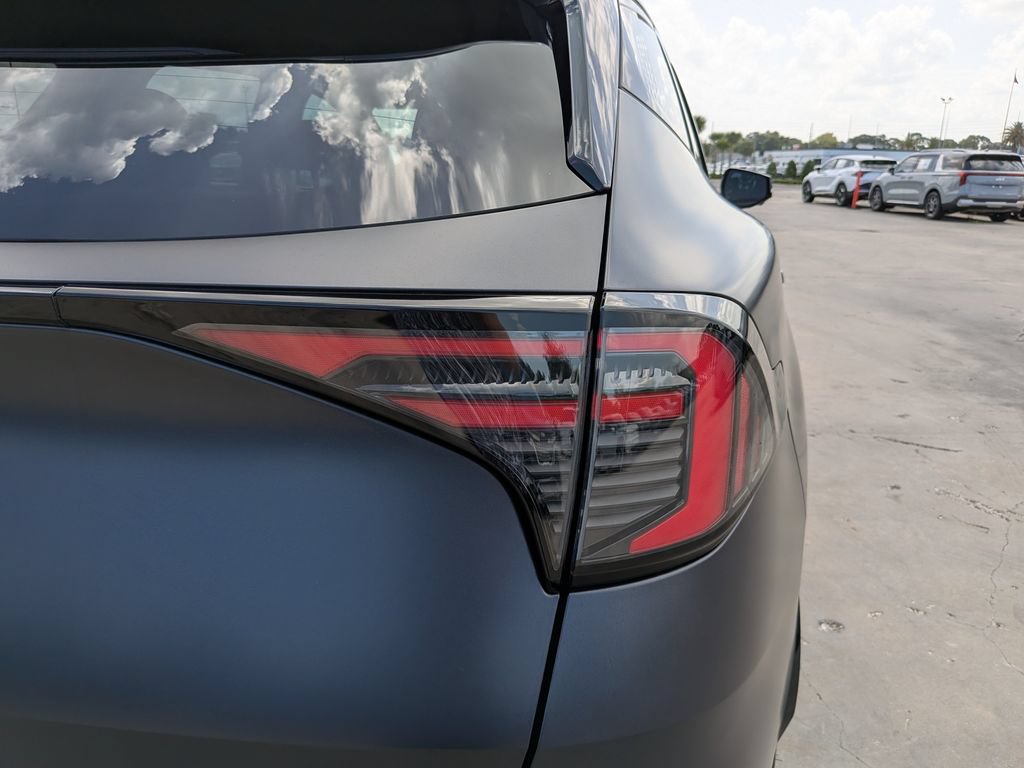 Certified 2026 Kia Sportage SX FWD image 11