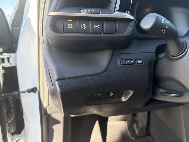 Certified 2025 Toyota Crown Signia w/ Advanced Technology Package AWD/4WD image 11