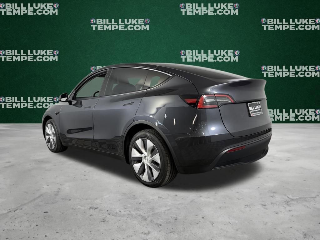 Used 2024 Tesla Model Y Long Range image 8