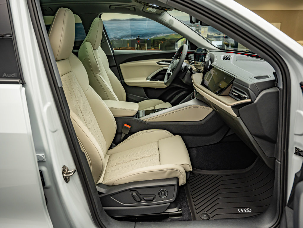 New 2026 Audi Q5 Premium AWD/4WD image 33
