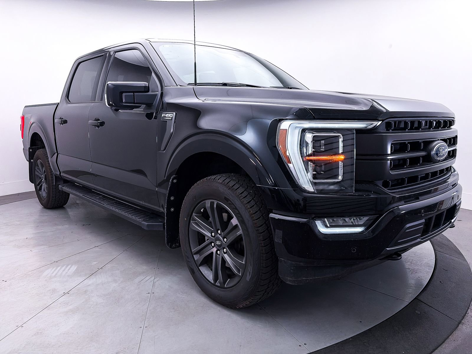 Used 2023 Ford F150 Lariat w/ Equipment Group 502A High AWD/4WD image 11