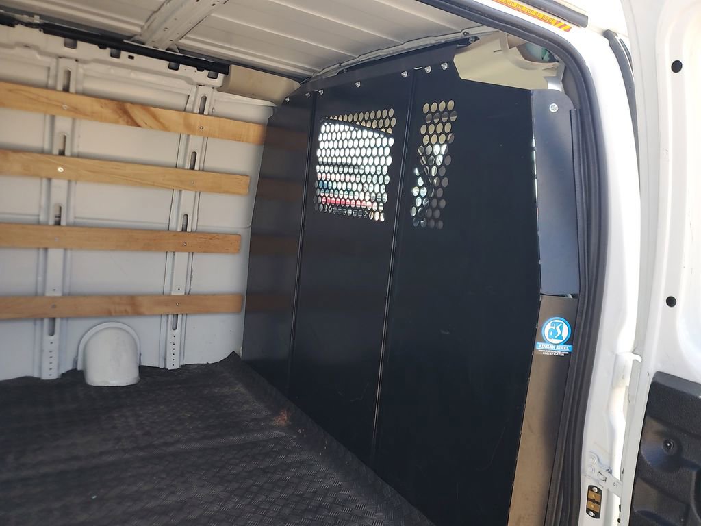 Used 2024 GMC Savana 2500 w/ Driver Convenience Package image 9