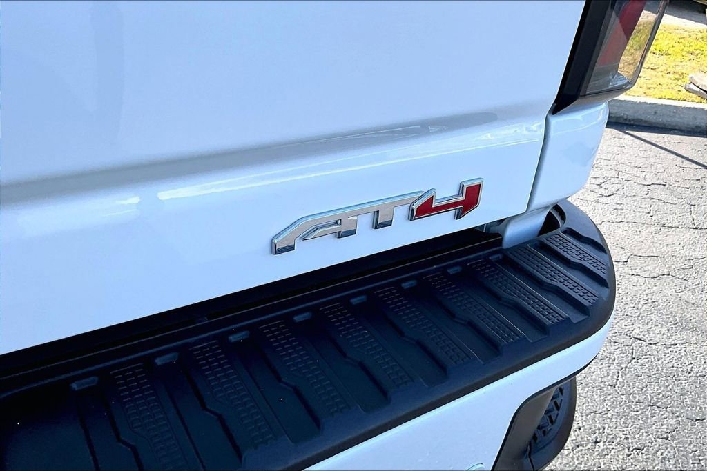 Used 2025 GMC Sierra 2500 AT4 w/ AT4 Premium Plus Package image 23