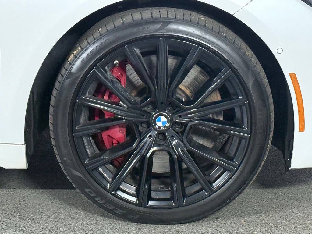 Used 2022 BMW 750i xDrive w/ Executive Package image 6