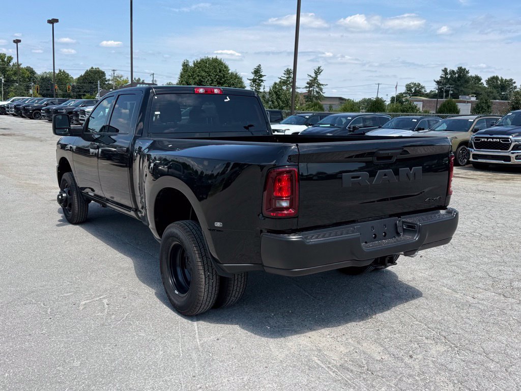 New 2026 RAM 3500 Tradesman AWD/4WD image 9