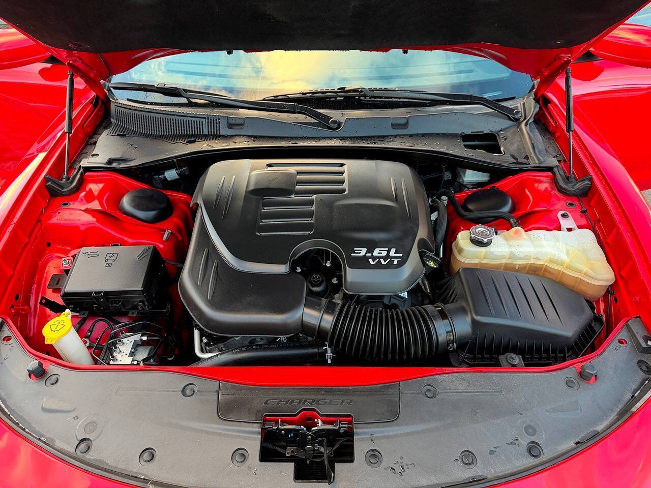 Used 2022 Dodge Charger SXT RWD image 39