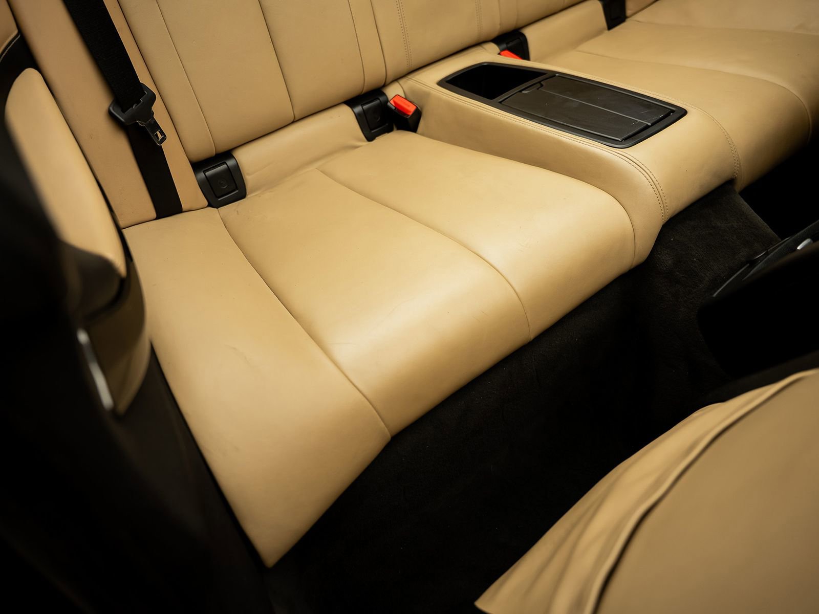 Used 2015 BMW M4 Convertible image 40