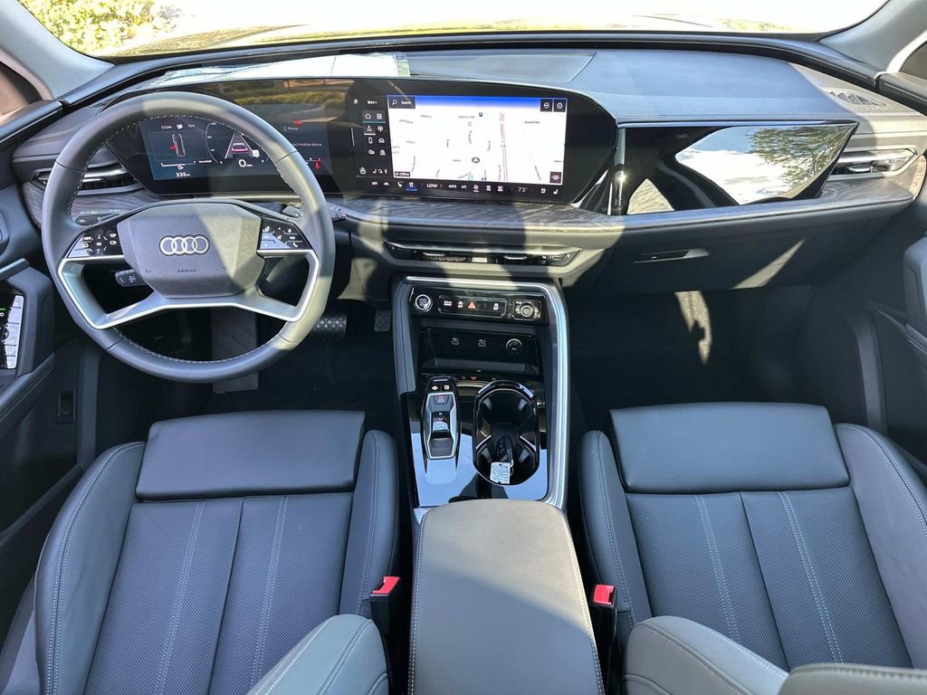New 2025 Audi Q5 Premium Plus image 27