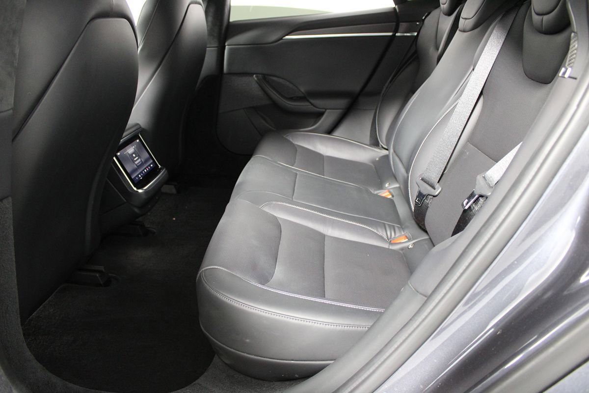 Used 2022 Tesla Model S Plaid AWD/4WD image 29
