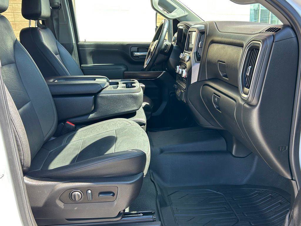 Used 2023 GMC Sierra 3500 SLT image 15