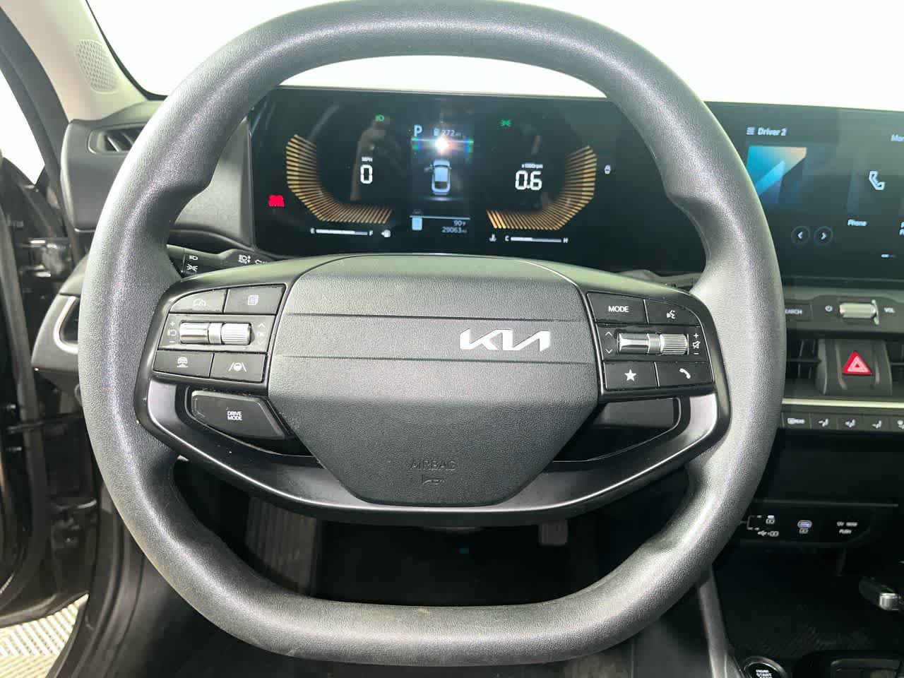 Used 2025 Kia K4 FWD image 16