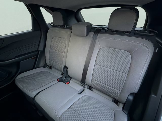 Used 2022 Ford Escape SE FWD image 19