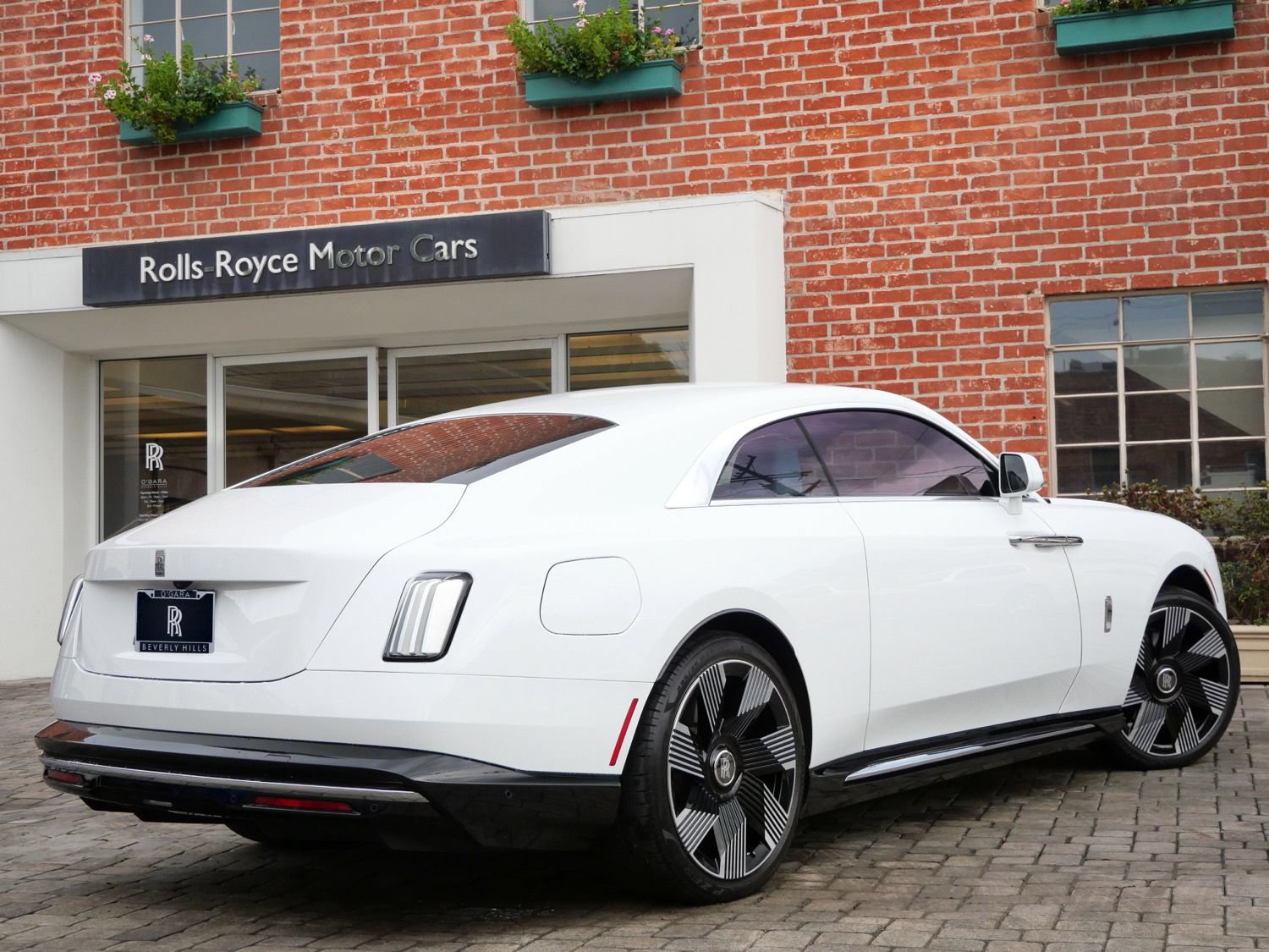 Certified 2024 Rolls-Royce Spectre w/ Spectre Launch Package AWD/4WD image 2