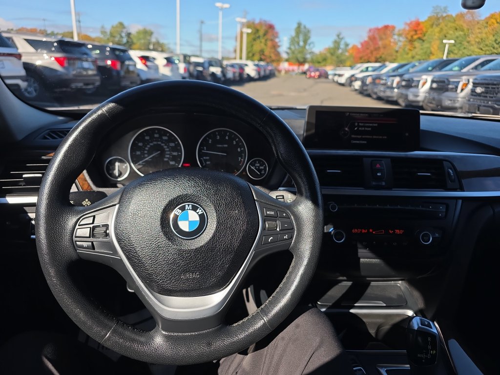 Used 2015 BMW 328i xDrive Sedan AWD/4WD image 23
