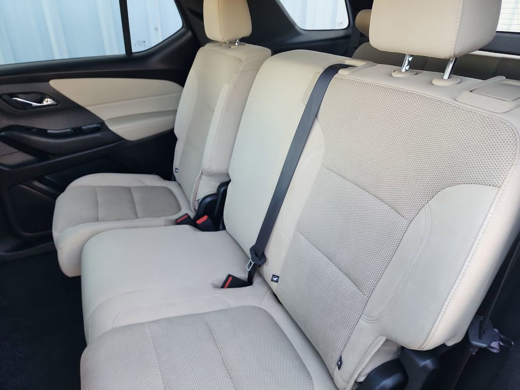 Certified 2023 Chevrolet Traverse LS w/ Safety Package image 38