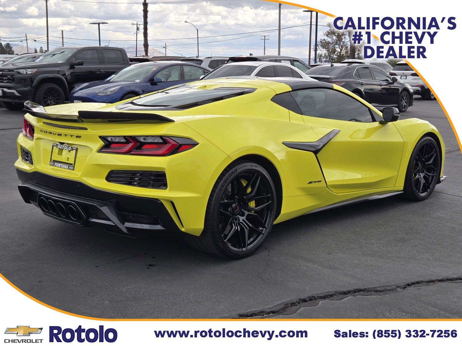 Used 2023 Chevrolet Corvette Z06 w/ Stealth Interior Trim Package RWD image 7