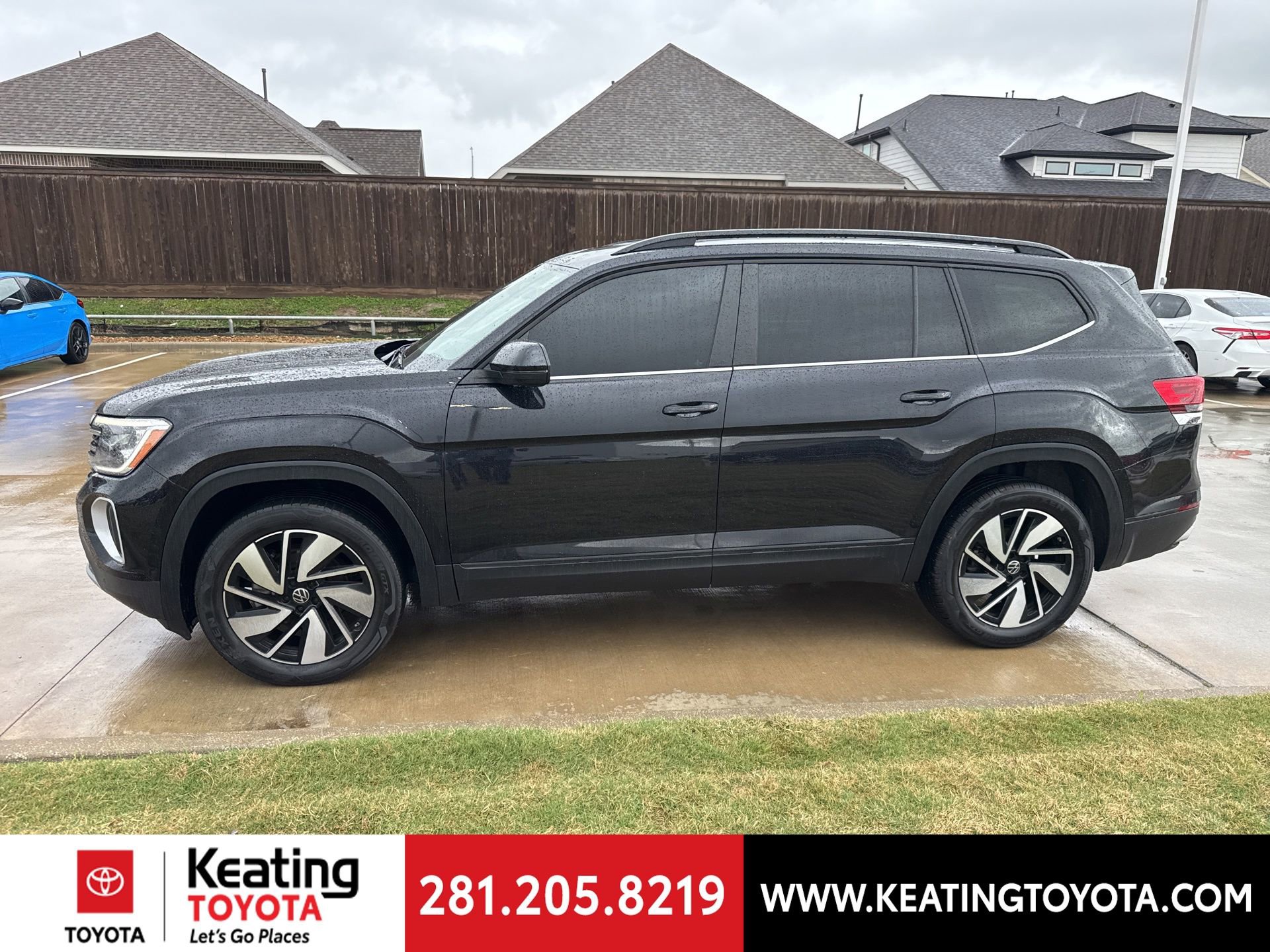 Used 2025 Volkswagen Atlas SE image 4