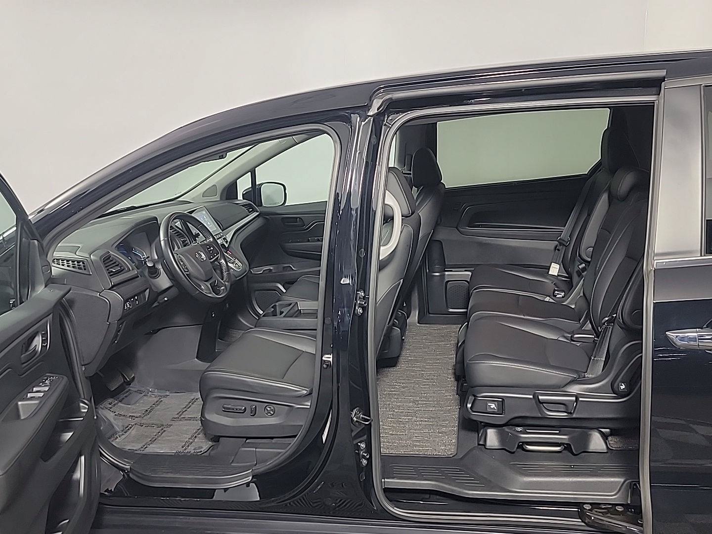 Certified 2024 Honda Odyssey EX-L image 14