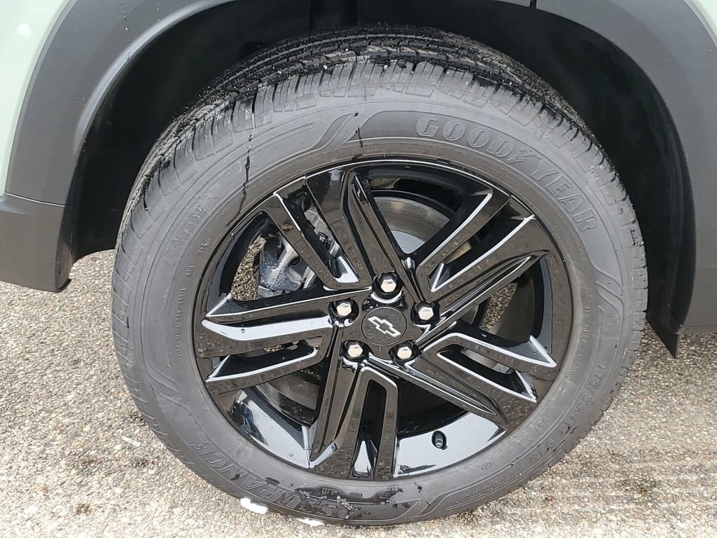 Certified 2025 Chevrolet Trax ACTIV w/ Driver Confidence Package image 35