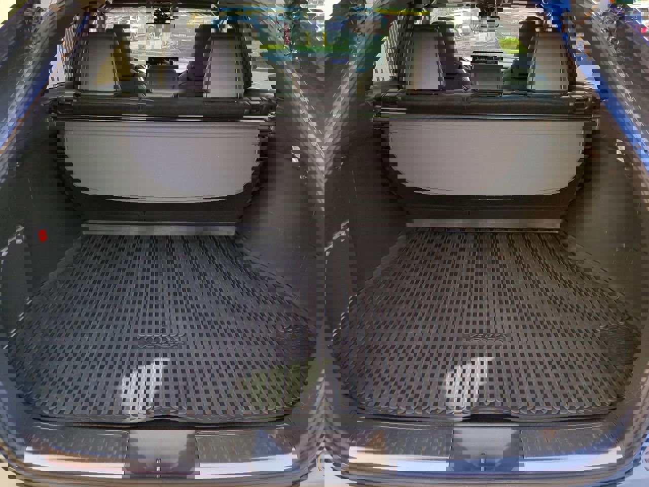 Used 2021 Toyota Venza Limited w/ Advanced Technology Package image 13