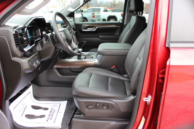 Used 2024 Chevrolet Silverado 1500 RST image 5