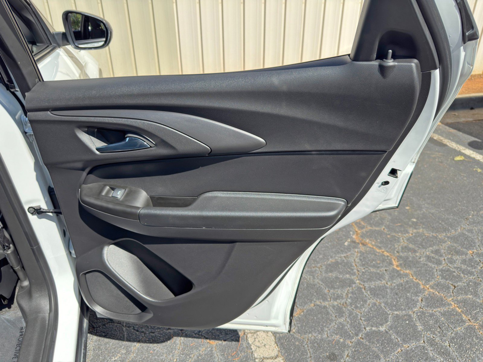 Used 2023 Chevrolet TrailBlazer LS FWD image 38