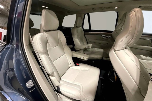 New 2026 Volvo XC90 B6 Ultra image 9