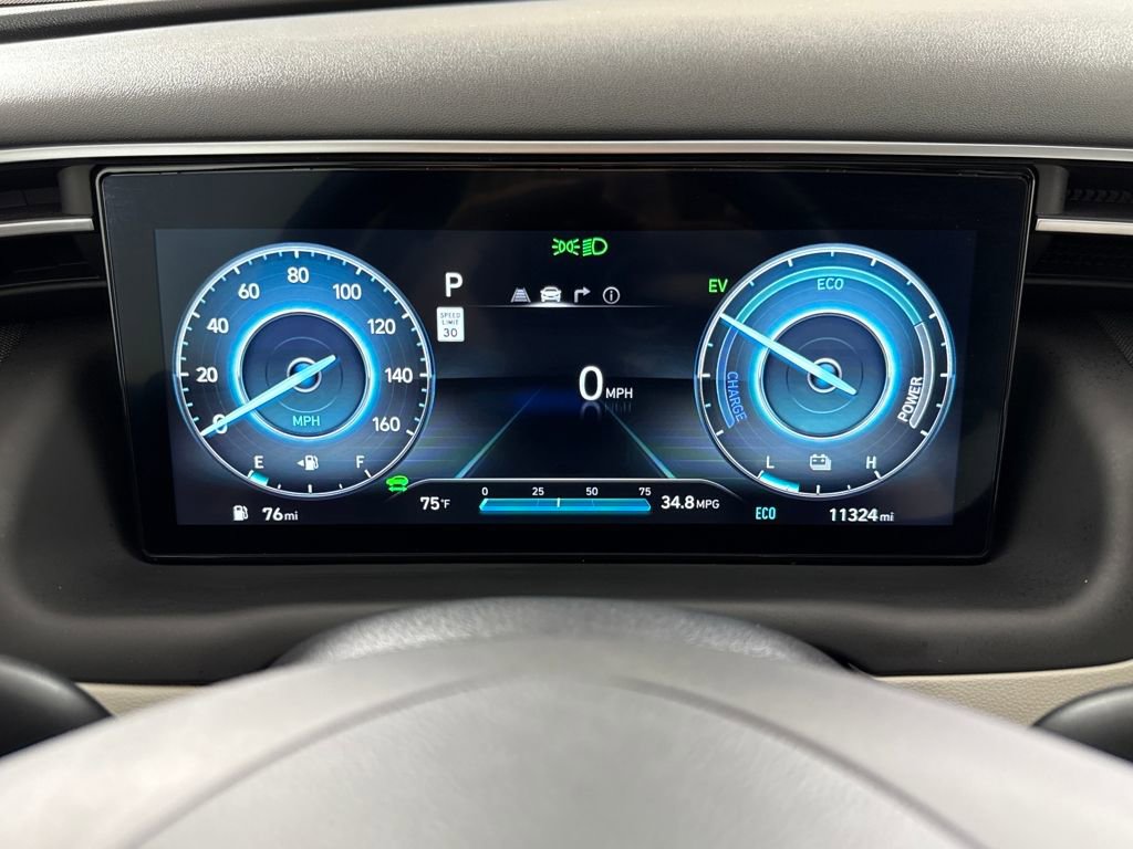 Used 2023 Hyundai Tucson Limited w/ Cargo Package image 18