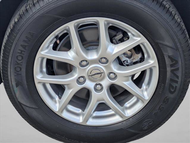 Used 2023 Chrysler Pacifica Touring-L FWD image 15