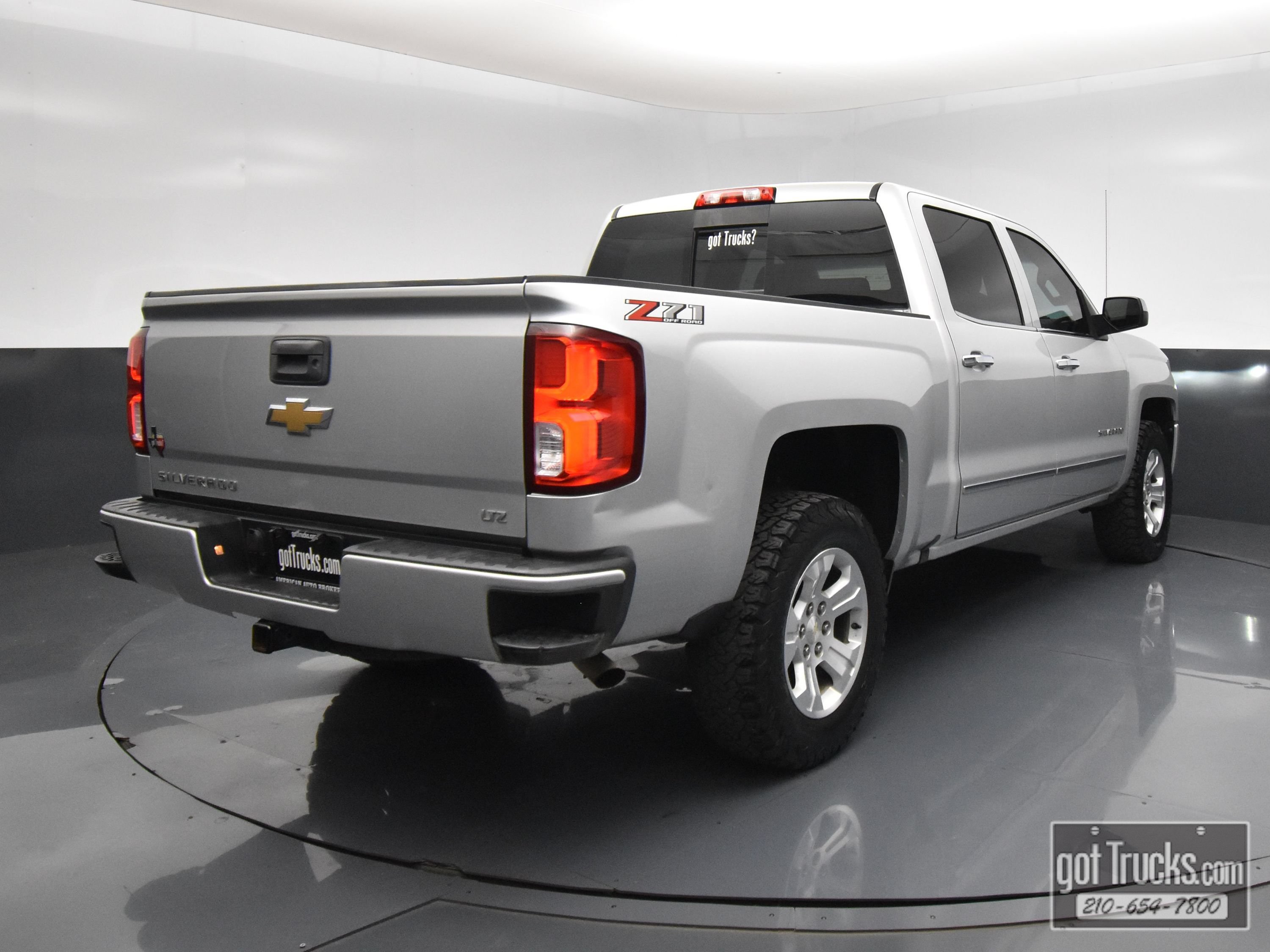 Used 2018 Chevrolet Silverado 1500 LTZ Z71 AWD/4WD image 47